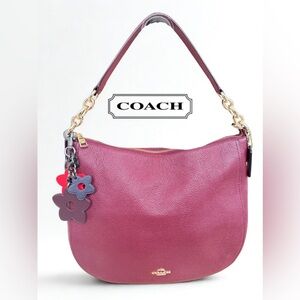 Coach Chelsea Hobo 32 in Cherry Pebble Leather – Pre-❤️ in EUC